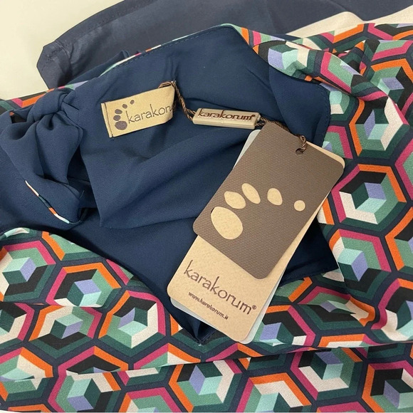 Karakorum Dress Womens Size Medium Blue Multicolor Geometric Shift - Picture 5 of 10